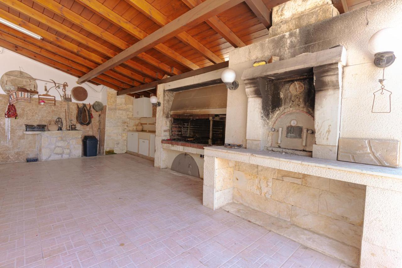 Blue Sky Villa In Crete Epano Vathia Bagian luar foto