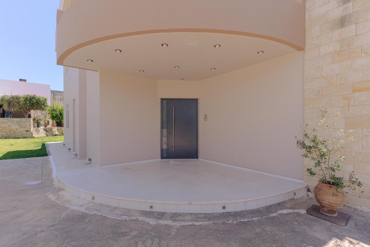 Blue Sky Villa In Crete Epano Vathia Bagian luar foto