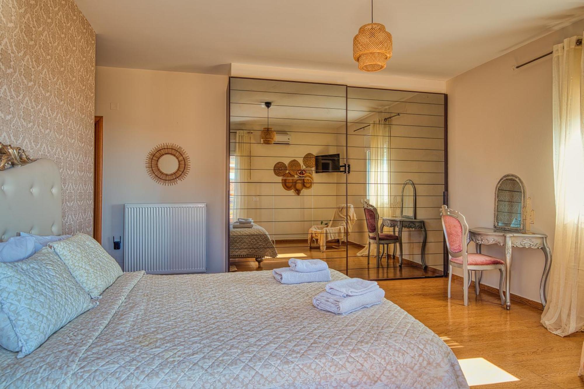 Blue Sky Villa In Crete Epano Vathia Bagian luar foto